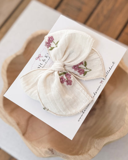 Embroidered flower ✿ fable
