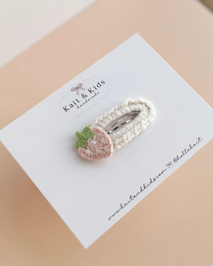 Blush strawberries ✿ snap clip
