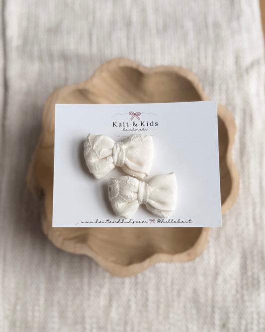 Cream / piggy set