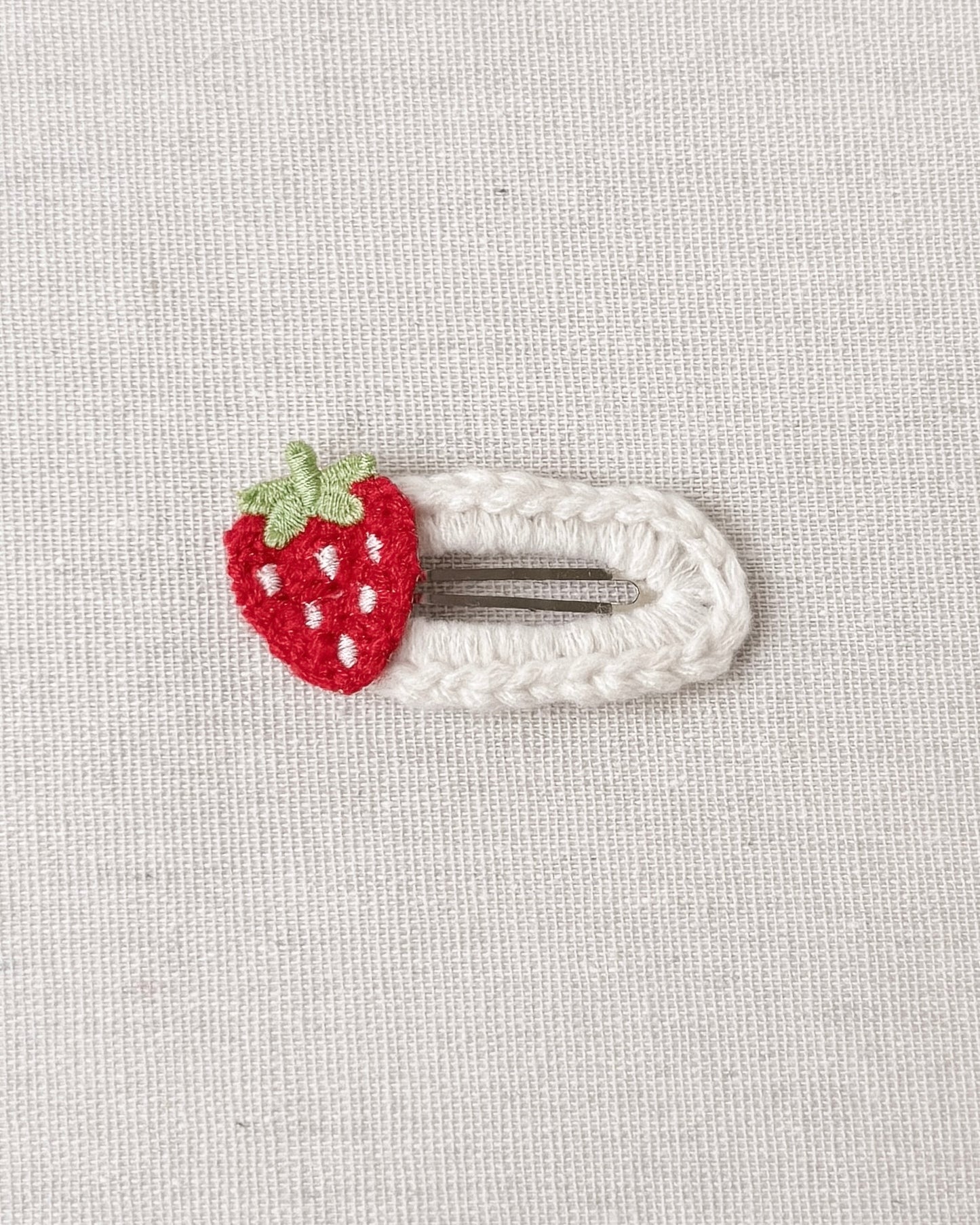 Red strawberries ✿ snap clip