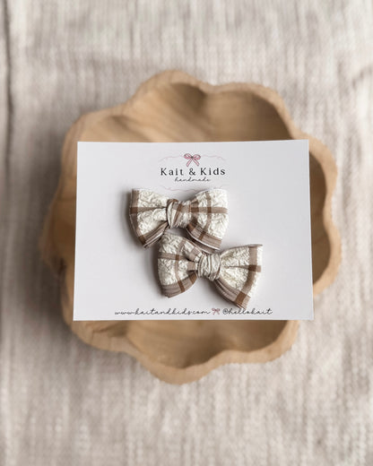 Cream and brown plain / piggy set