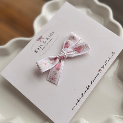 Skinny embroidered heart + daisy ♡ headband / clip / piggy set