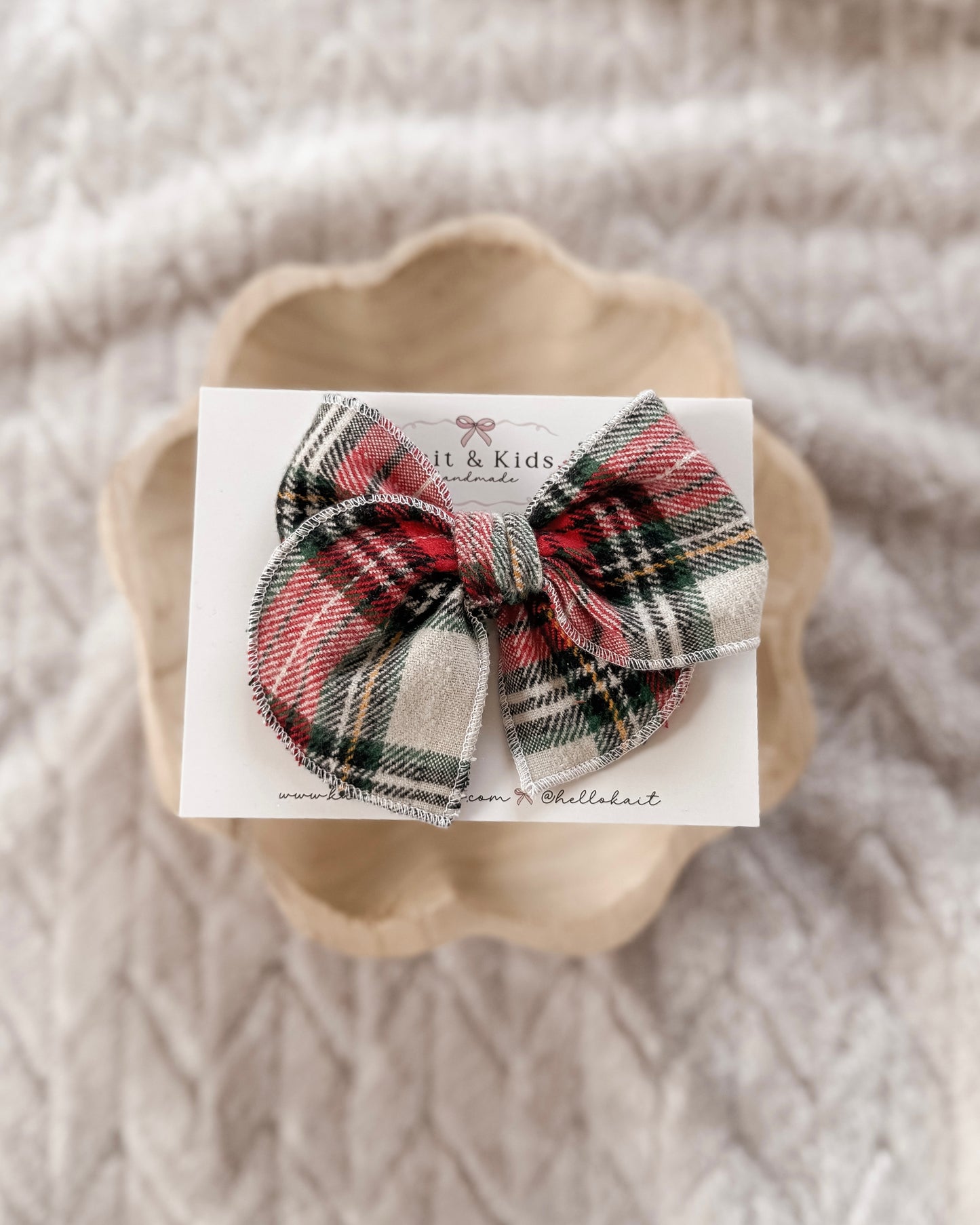 Vintage Christmas Plaid *fable*