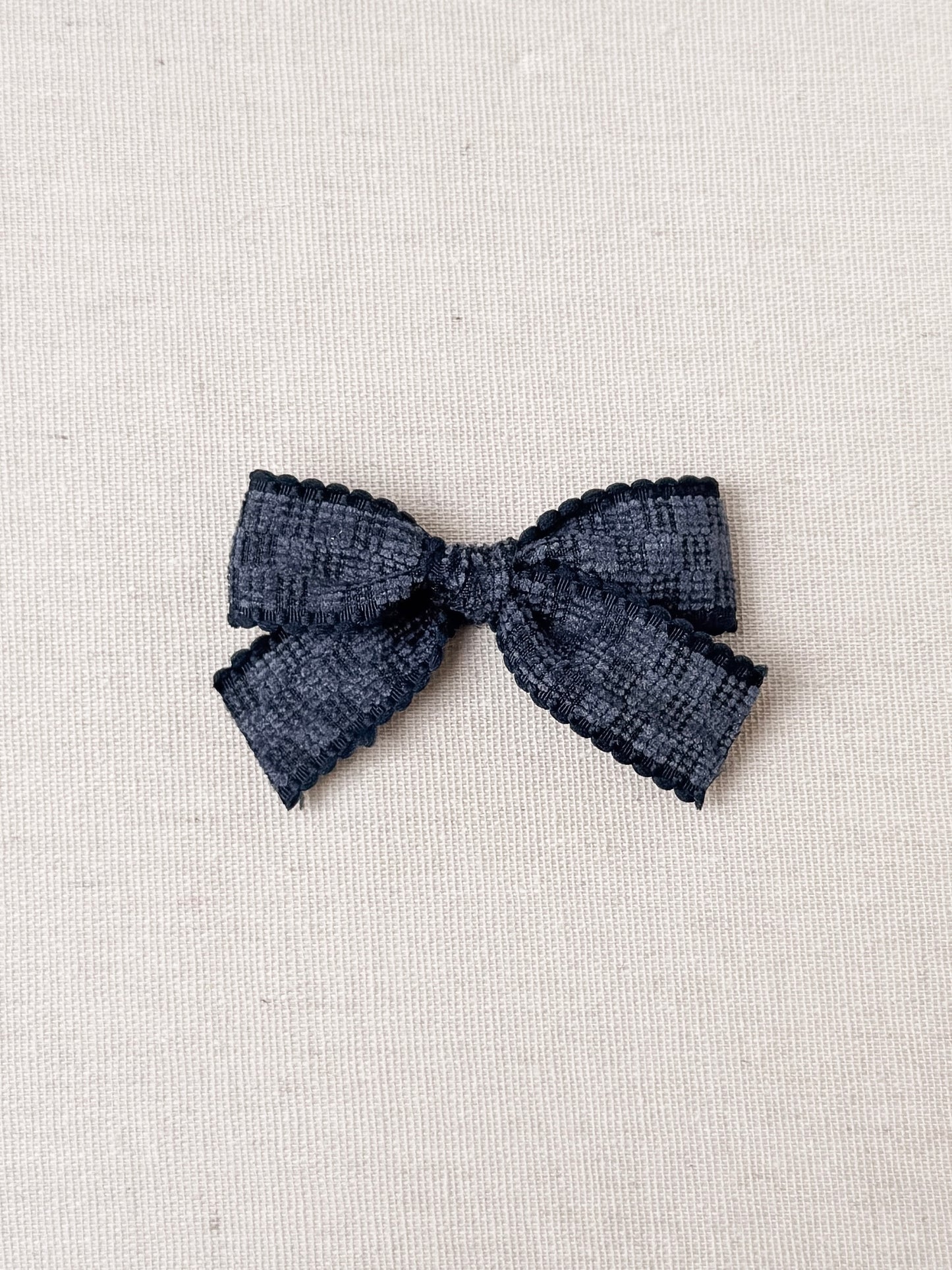 Navy blue gingham mini ✿ headband / clip / piggy set