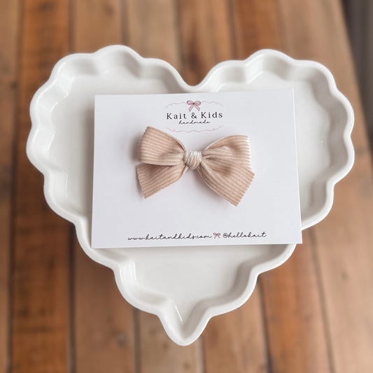 Soft beige velvet mini classic ♡ headband / clip / piggy set