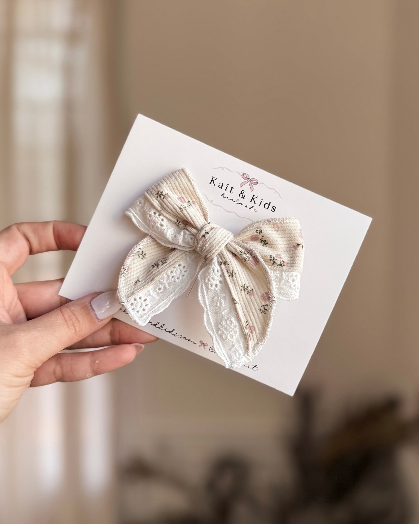 scalloped sweet peony ✿ headband / clip