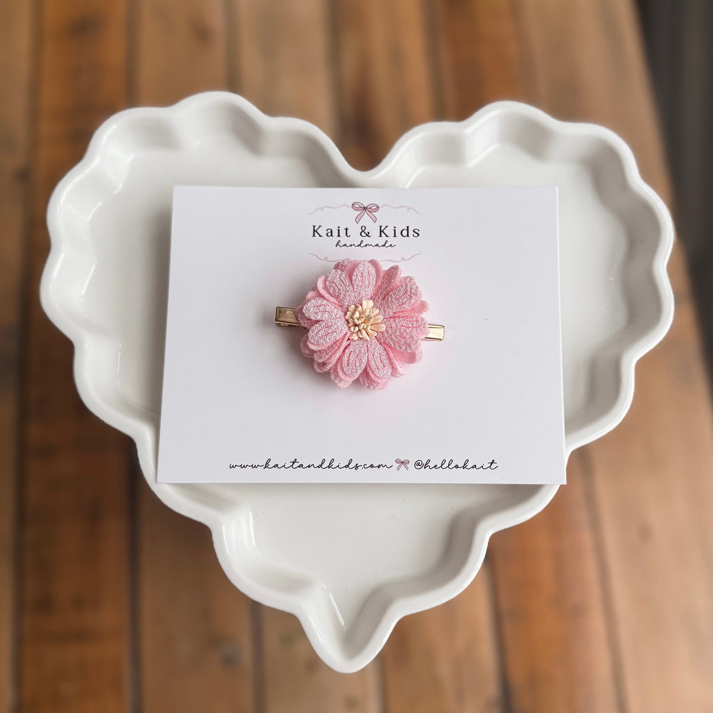 Pink flower clip ♡