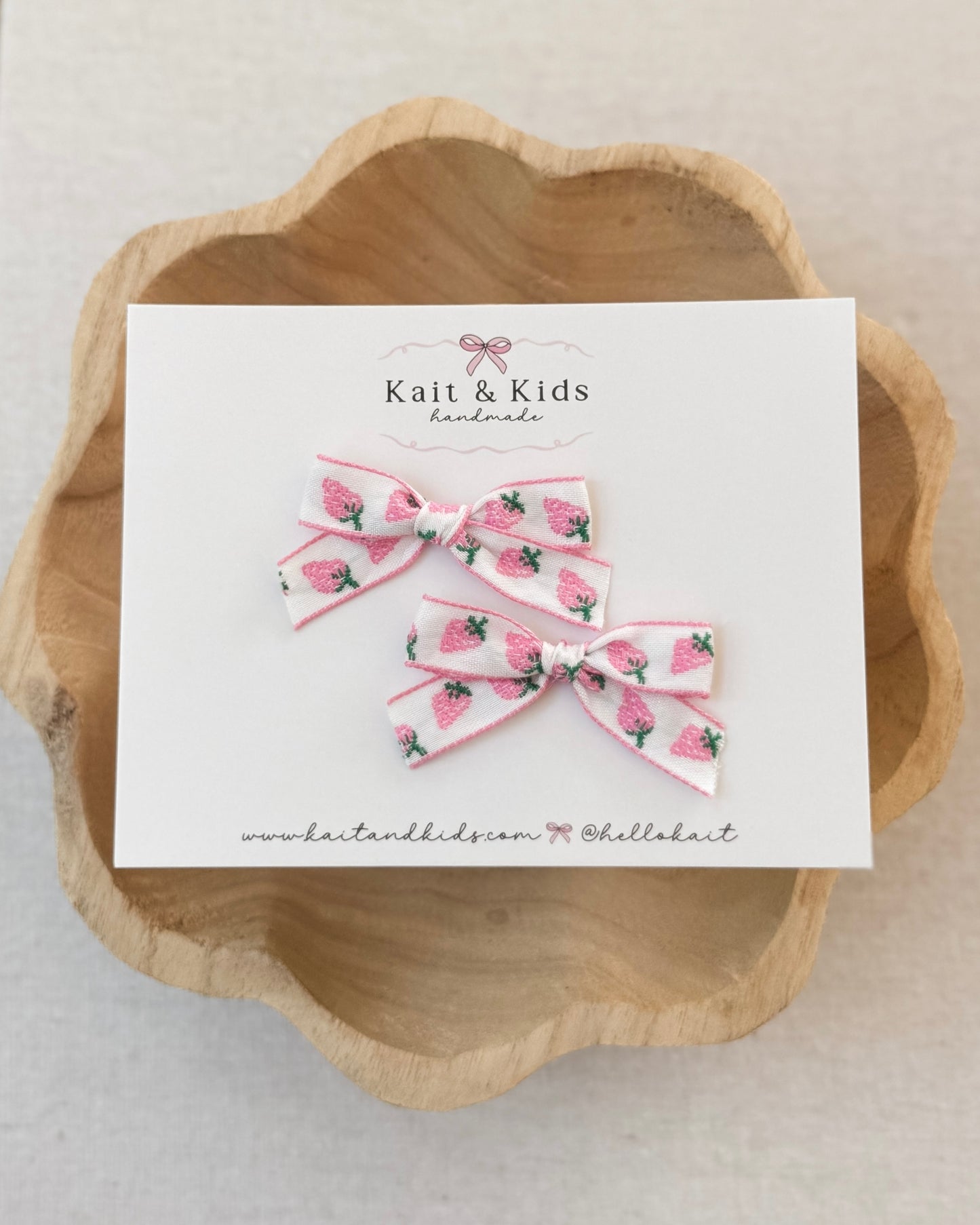 Itty pink strawberry ♡ piggy set